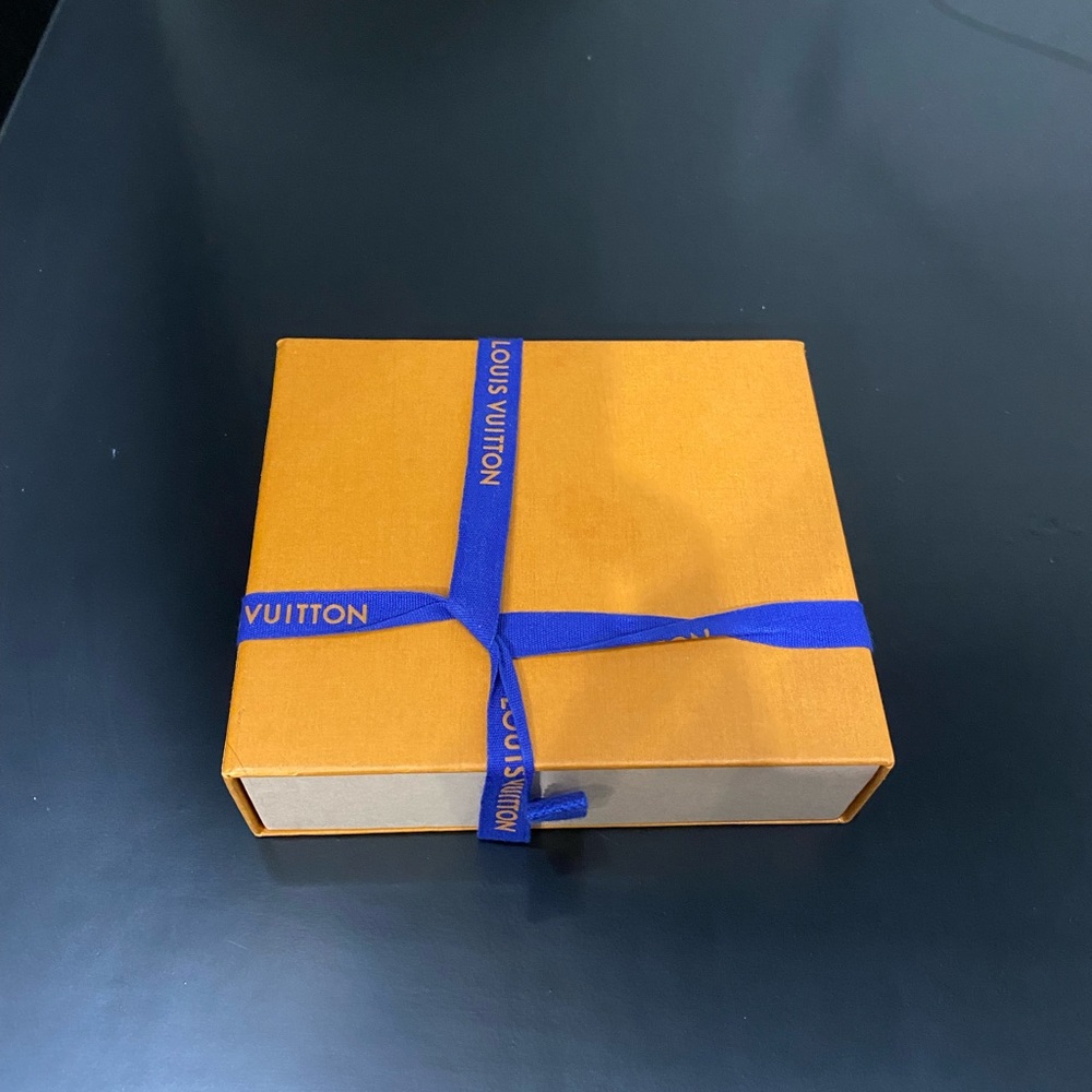 Louis Vuitton wallet box